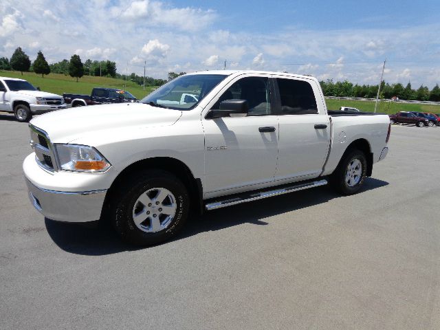 2009 Dodge Ram 1500 SLE Sierra 2WD