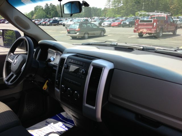 2010 Dodge Ram 1500 SLE Sierra 2WD