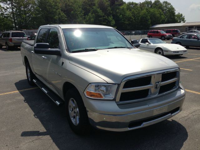 2010 Dodge Ram 1500 SLE Sierra 2WD