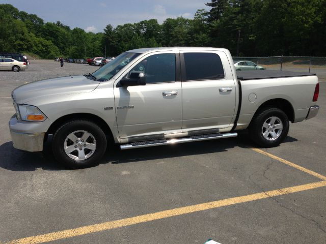 2010 Dodge Ram 1500 SLE Sierra 2WD