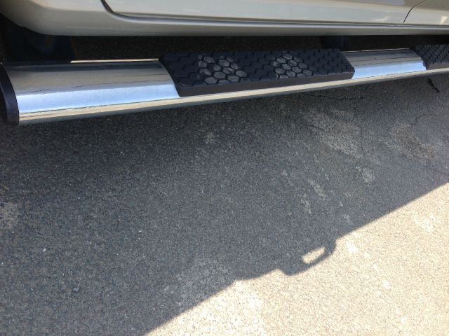 2010 Dodge Ram 1500 SLE Sierra 2WD