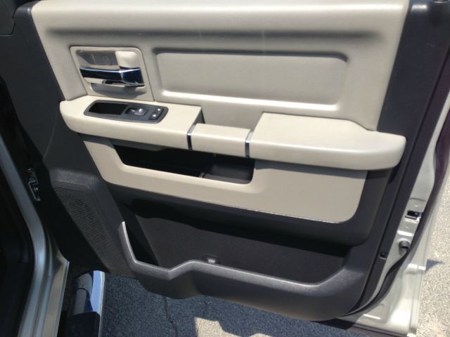 2010 Dodge Ram 1500 SLE Sierra 2WD