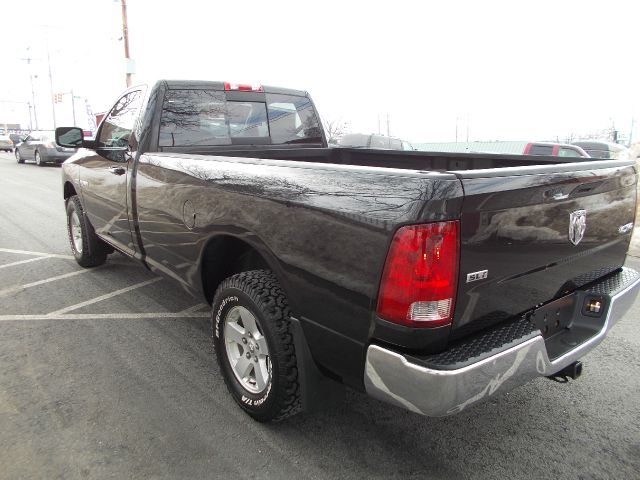 2010 Dodge Ram 1500 4D SV FWD