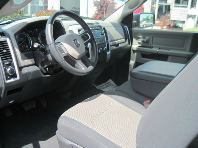 2010 Dodge Ram 1500 Lt-leather-3rd Row-moon ROOF