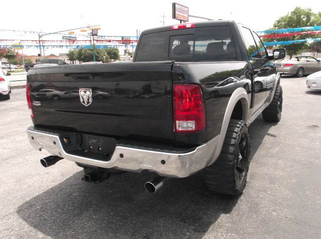 2010 Dodge Ram 1500 With Leather And DVDs