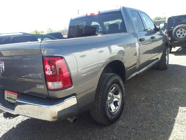 2010 Dodge Ram 1500 4dr LX 4WD Auto