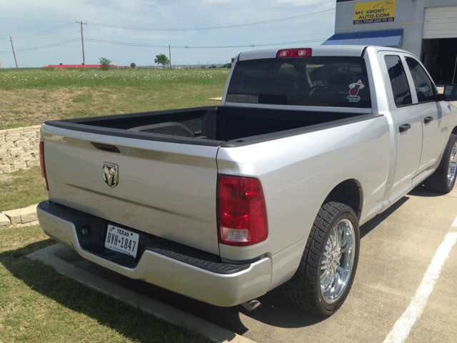 2010 Dodge Ram 1500 4dr LX 4WD Auto