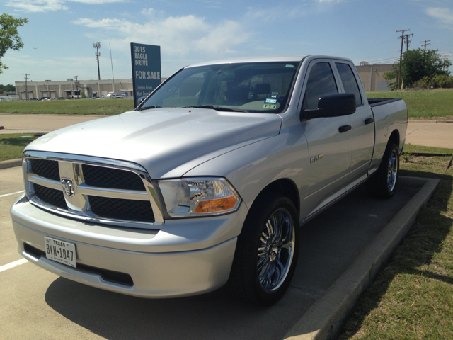 2010 Dodge Ram 1500 4dr LX 4WD Auto