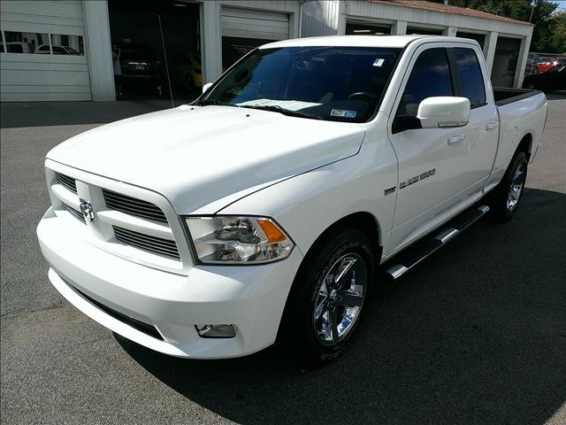 2011 Dodge Ram 1500 Premier 4x4 SUV
