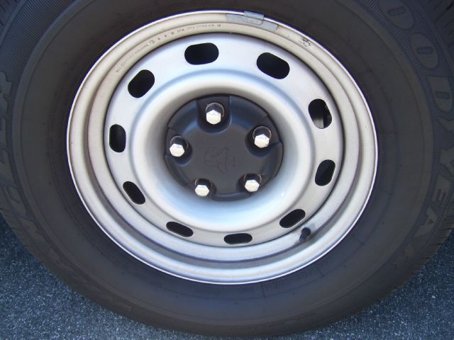 2011 Dodge Ram 1500 4dr LX 4WD Auto