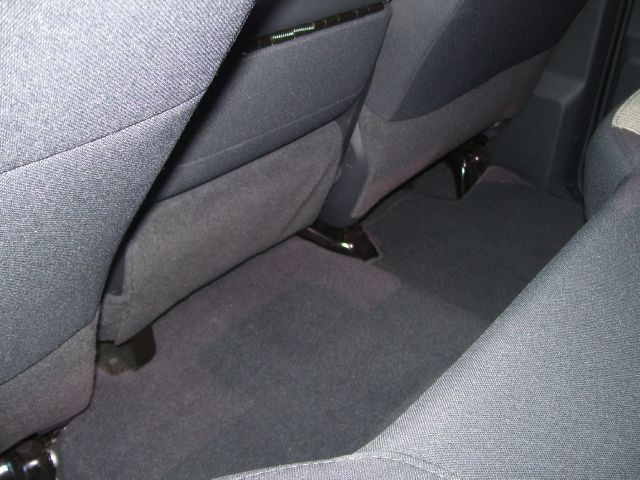 2011 Dodge Ram 1500 4dr LX 4WD Auto