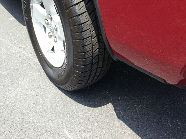 2011 Dodge Ram 1500 4dr LX 4WD Auto