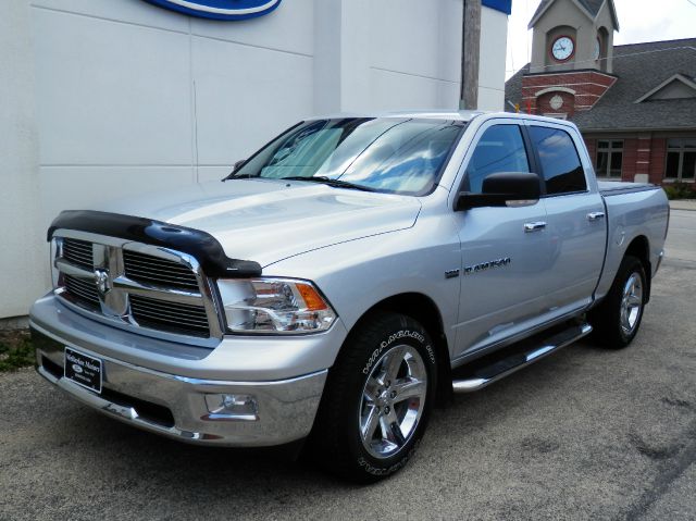 2011 Dodge Ram 1500 SLE Sierra 2WD