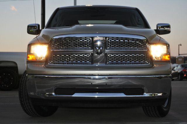 2011 Dodge Ram 1500 4dr LX 4WD Auto