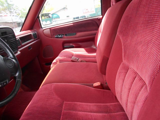 1995 Dodge Ram 2500 4.3L Convertible