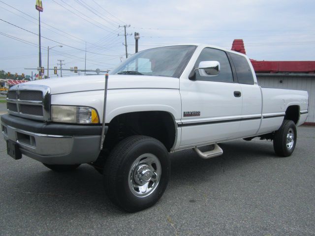 1997 Dodge Ram 2500 SLT