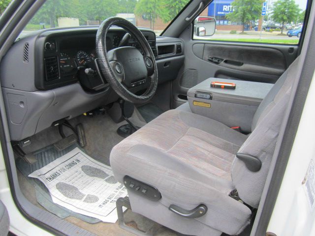 1997 Dodge Ram 2500 LE - Offroad Package