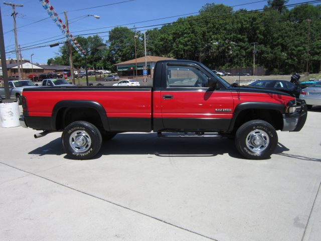 1997 Dodge Ram 2500 XLT Lariat 4X2