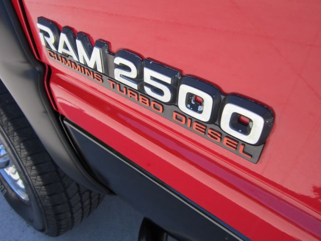 1997 Dodge Ram 2500 XLT Lariat 4X2