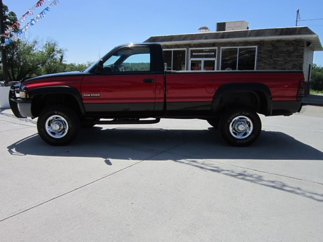 1997 Dodge Ram 2500 XLT Lariat 4X2