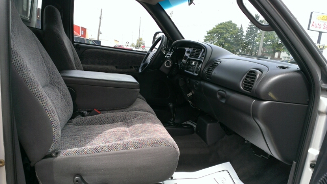 1998 Dodge Ram 2500 LT Sedan 4D