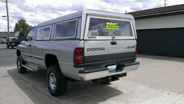 1998 Dodge Ram 2500 LT Sedan 4D