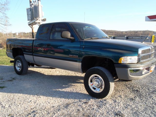 1999 Dodge Ram 2500 1500 LT 4WD