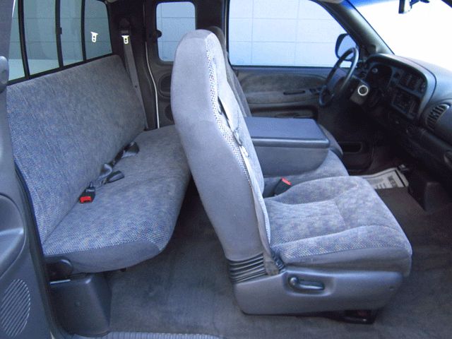 1999 Dodge Ram 2500 Cxl-1