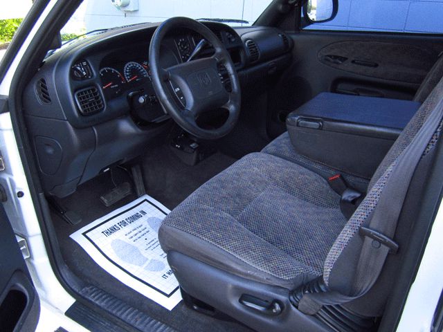 1999 Dodge Ram 2500 Cxl-1