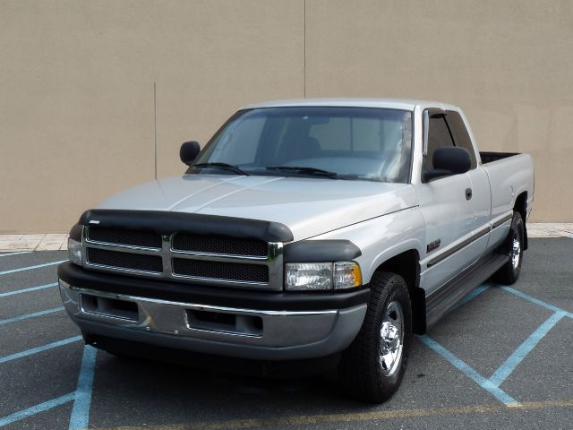 1999 Dodge Ram 2500 C1500 LS