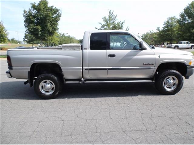 2000 Dodge Ram 2500 Unknown