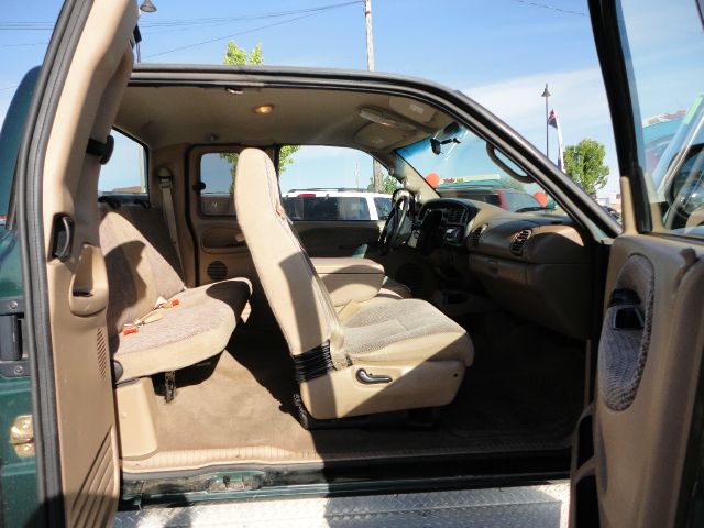 2001 Dodge Ram 2500 1500 LT 4WD