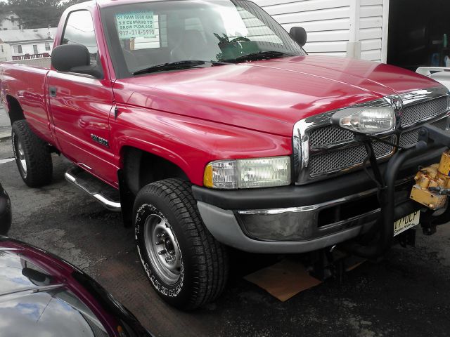 2001 Dodge Ram 2500 DVD NAV ROOF