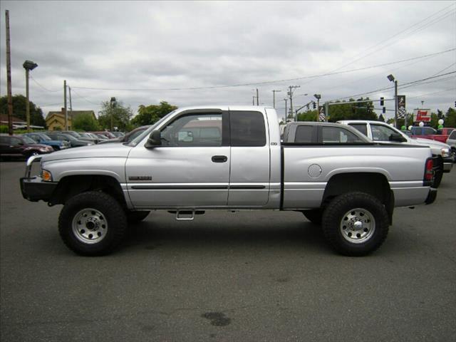 2001 Dodge Ram 2500 SLT