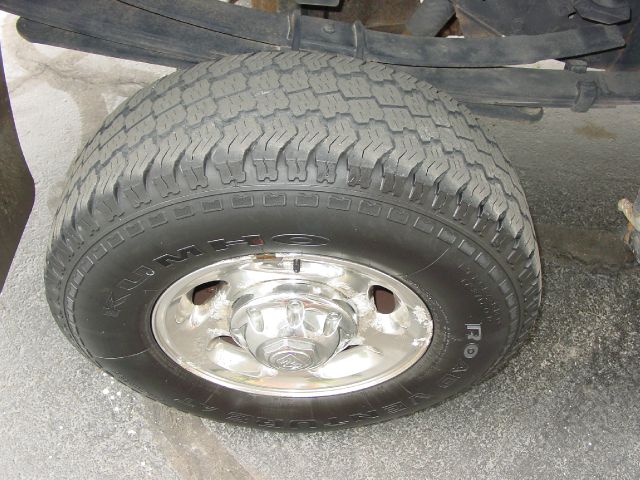 2002 Dodge Ram 2500 4X2 Extended CAB 122.9 IN