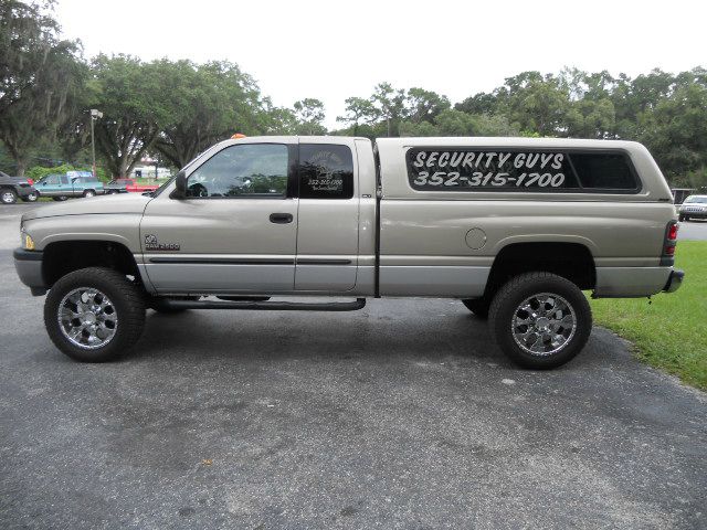 2002 Dodge Ram 2500 4X2 Extended CAB 122.9 IN