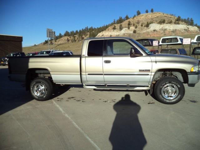 2002 Dodge Ram 2500 Unknown