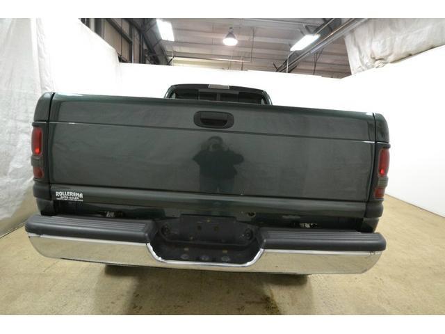 2002 Dodge Ram 2500 4DR SDN V6 AUTO SE (GS) Sedan