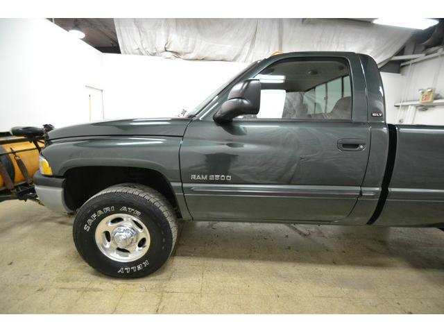 2002 Dodge Ram 2500 4DR SDN V6 AUTO SE (GS) Sedan