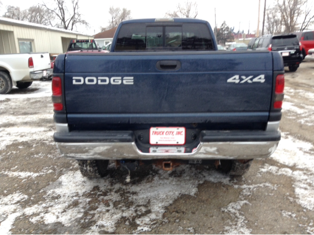 2002 Dodge Ram 2500 4dr 4WD EXT LS 4x4 SUV