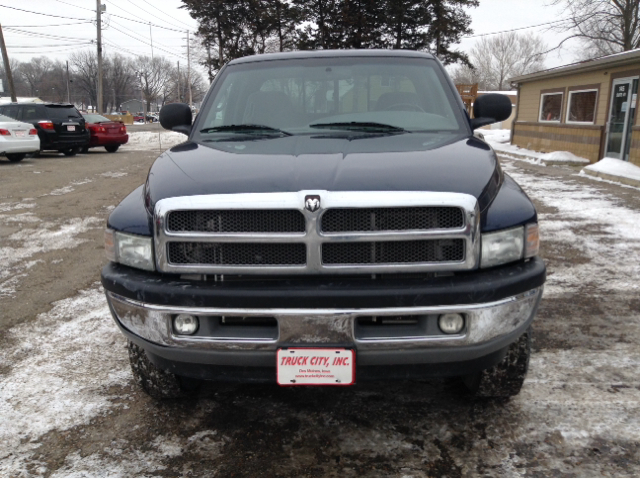 2002 Dodge Ram 2500 4dr 4WD EXT LS 4x4 SUV
