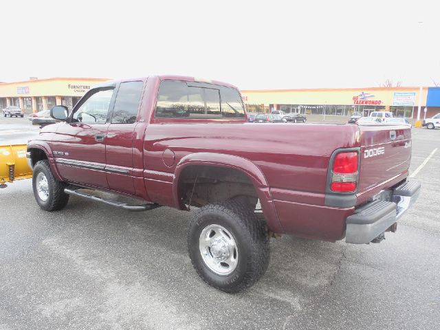 2002 Dodge Ram 2500 4X2 Extended CAB 122.9 IN