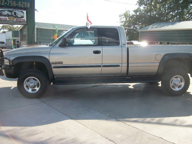 2002 Dodge Ram 2500 4dr 4WD EXT LS 4x4 SUV