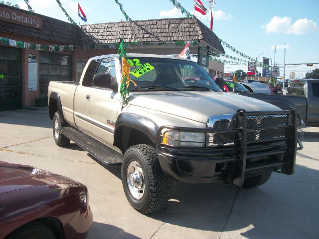 2002 Dodge Ram 2500 4dr 4WD EXT LS 4x4 SUV