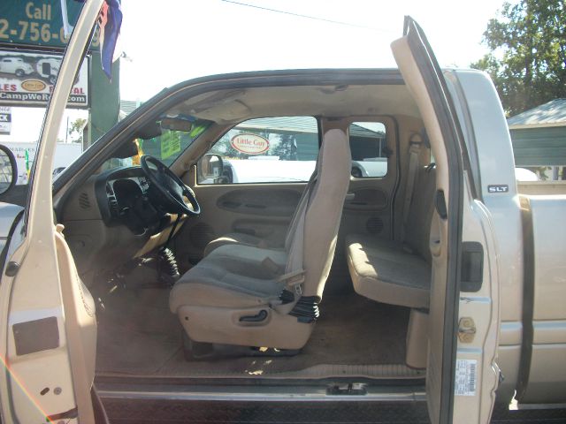 2002 Dodge Ram 2500 4dr 4WD EXT LS 4x4 SUV