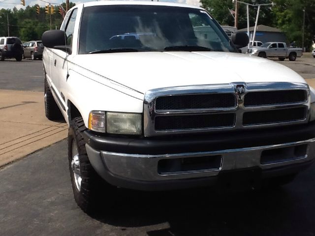 2002 Dodge Ram 2500 Exl,fully Loaded,moonroof