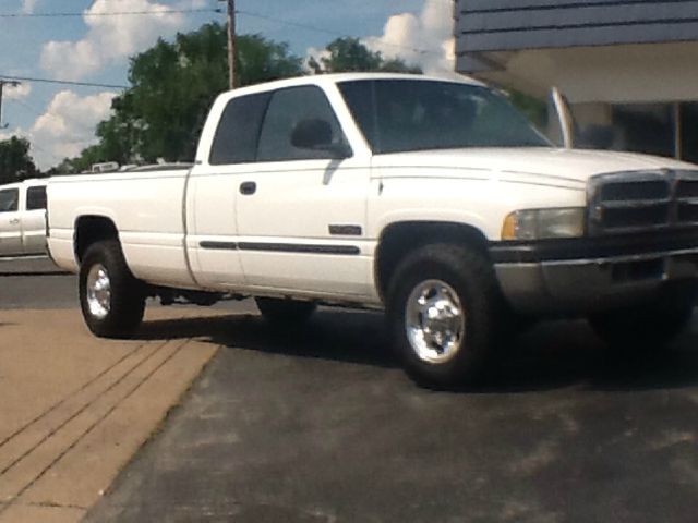 2002 Dodge Ram 2500 Exl,fully Loaded,moonroof