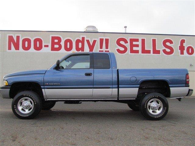2002 Dodge Ram 2500 SLT