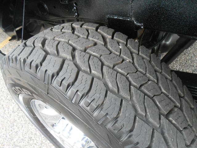 2003 Dodge Ram 2500 4dr 114 WB XLT 4WD