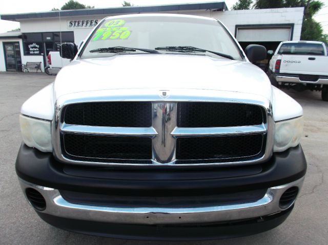 2003 Dodge Ram 2500 135i Coupe